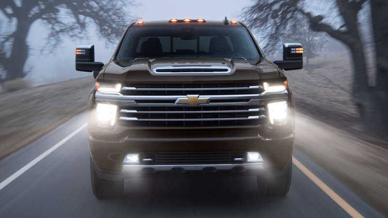 Illustration for article titled The 2020 Chevrolet Silverado HD Duramax Diesel Can Tow Up to 35,500 Pounds With 910 LB-FT of Torque